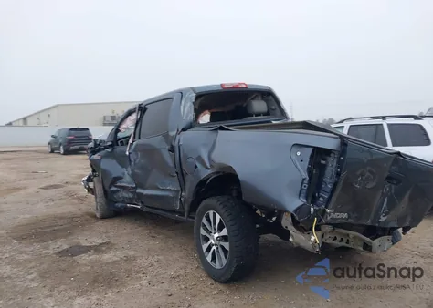 2008 Toyota Tundra Base 5.7L V8 z USA, uszkodzony, nr VIN 5TFEV54148X064908